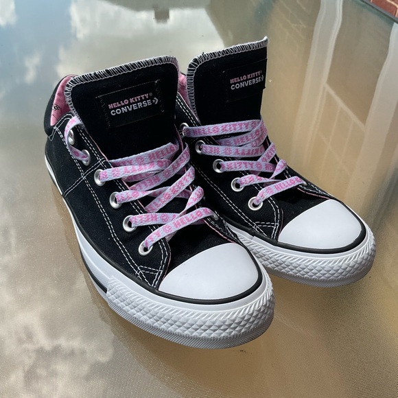 Converse Hello Kitty Chuck Taylor All Star Madison 564630C Black.New! Women’s 9. - Picture 2 of 12